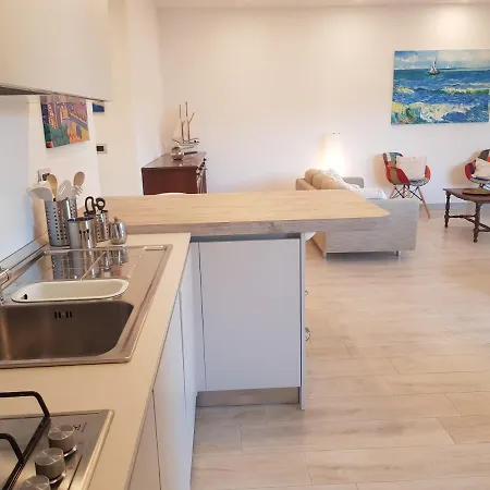 La Perla Di Puntabella Apartamento