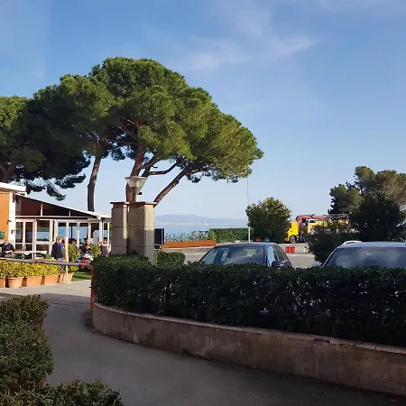 La Perla Di Puntabella Apartment *