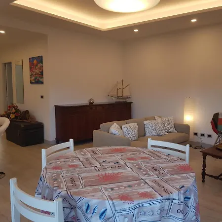 Apartment La Perla Di Puntabella *