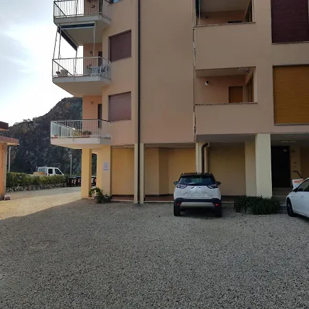 La Perla Di Puntabella Apartment Varraze