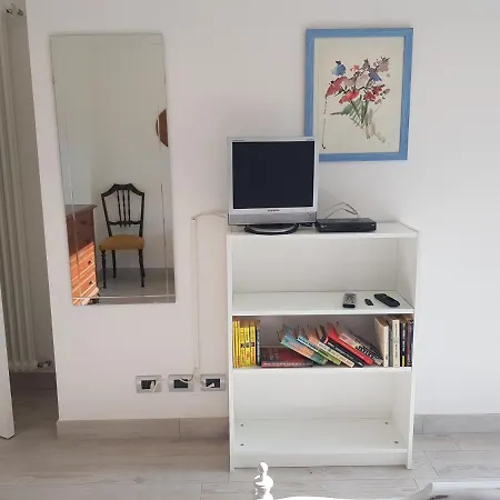 La Perla Di Puntabella Varazze
